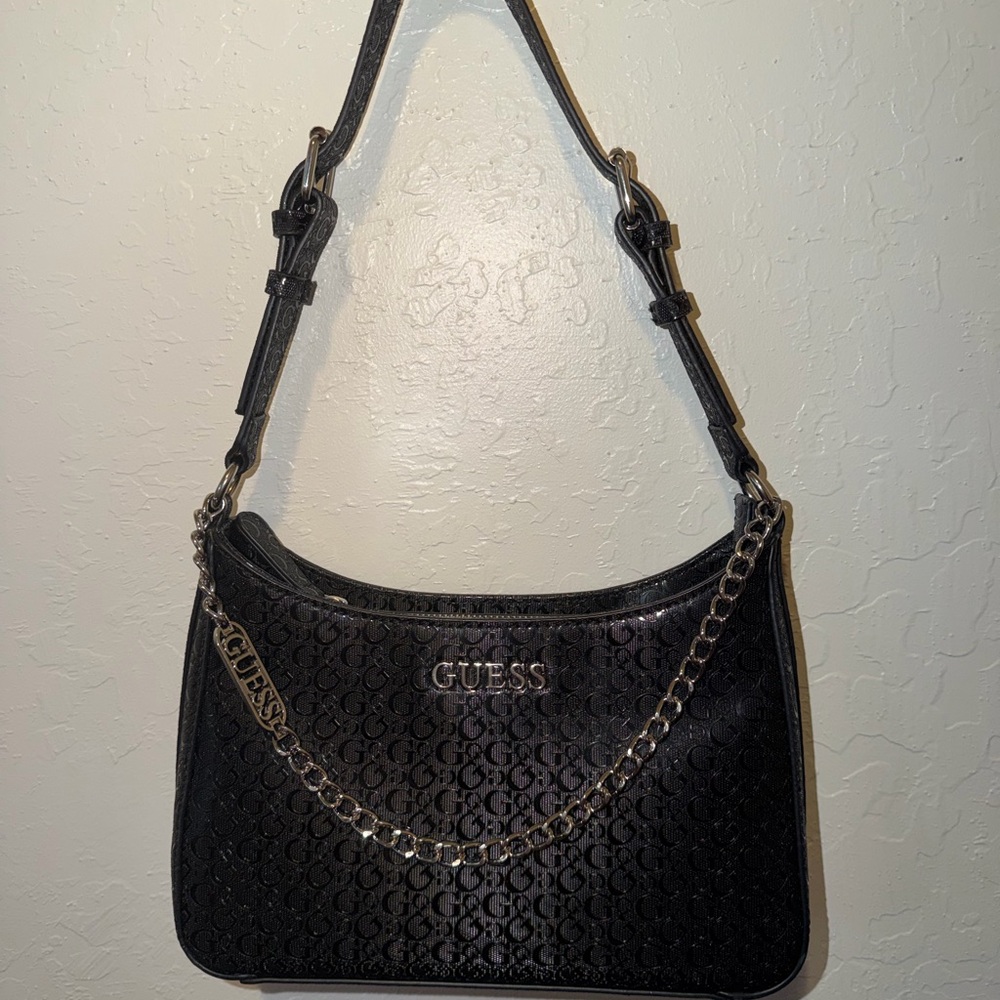 Guess Black Shoulder Bag with silver chain